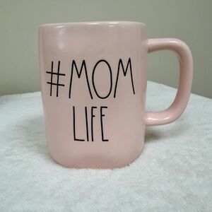 Rae Dunn “#MOM LIFE” Coffee Mug
